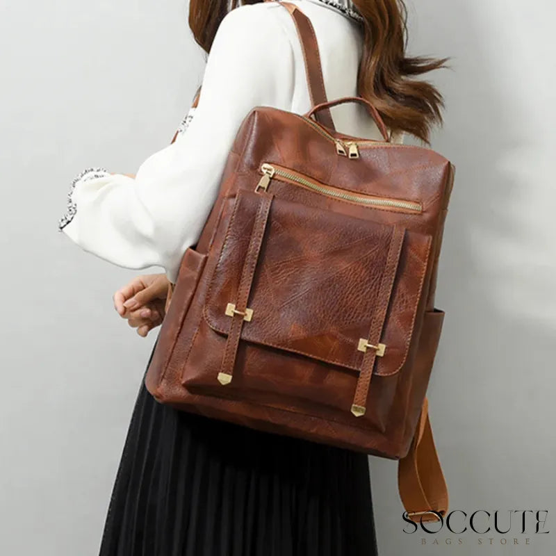 sac-a-dos-en-cuir-portee-epaule